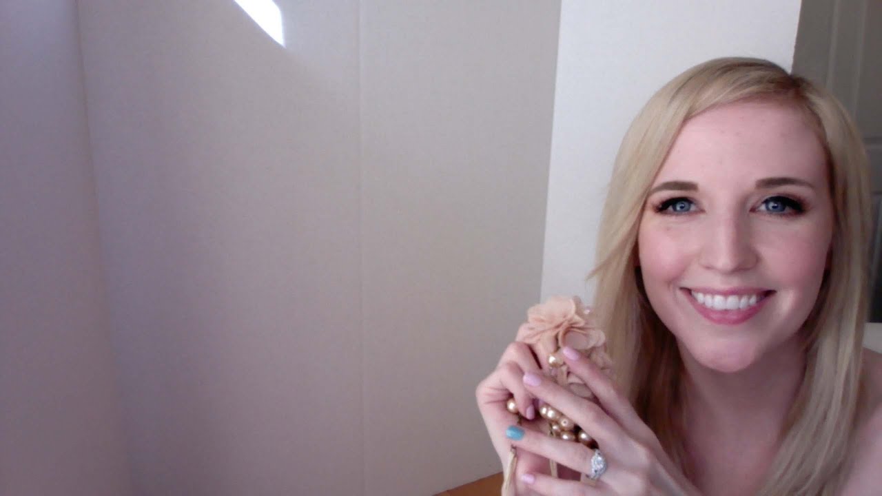 Binaural ASMR: How to select jewelry as a gift, plus jewelry show and tell