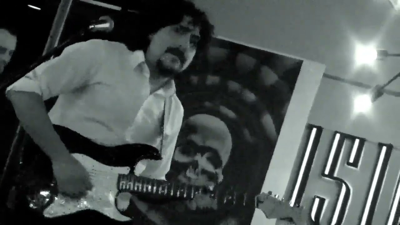 Everybody wants to rule the world (cover) - The Funky Stones (band)