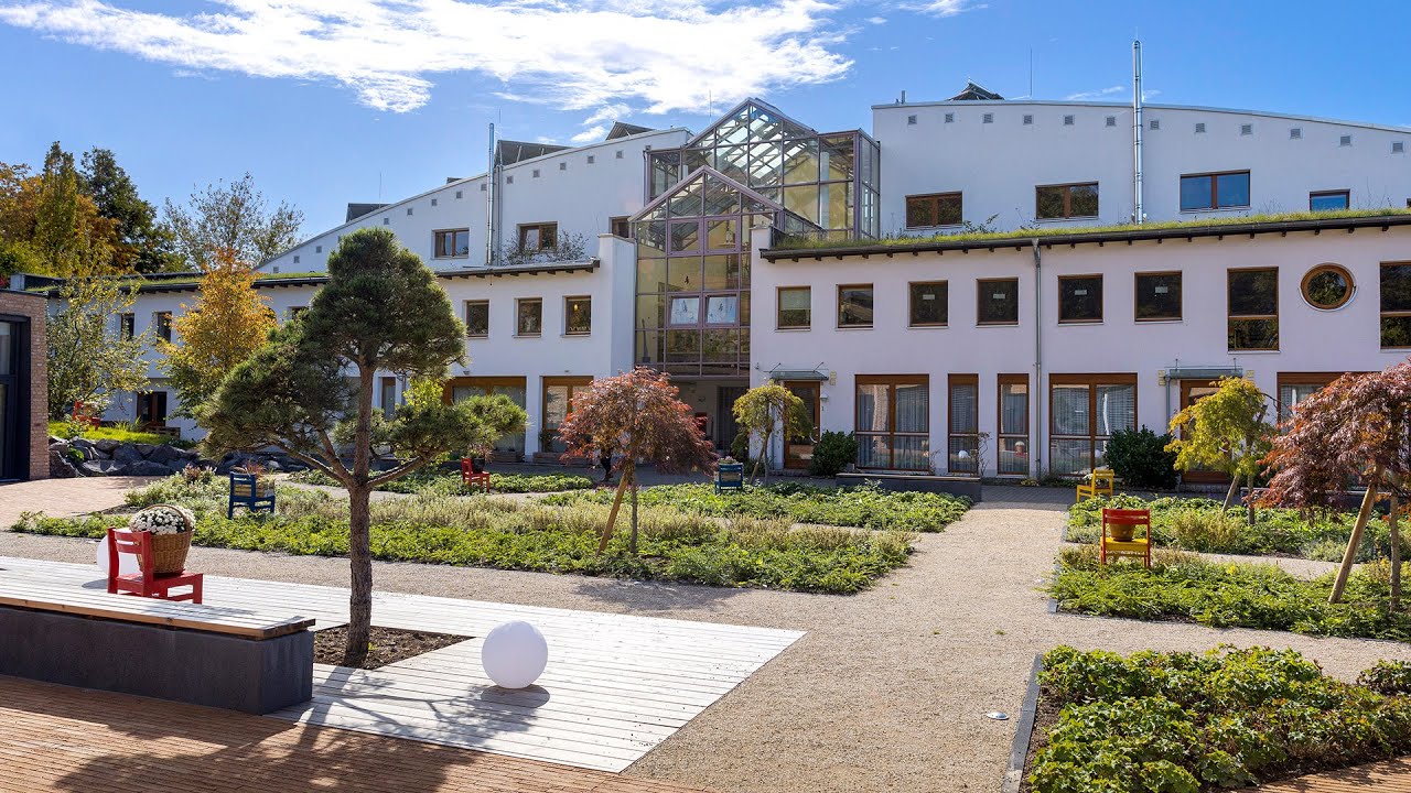 Das Dr. -Max-Otto-Bruker-Haus in Lahnstein - Eine Heimat für Körper, Geist und Seele