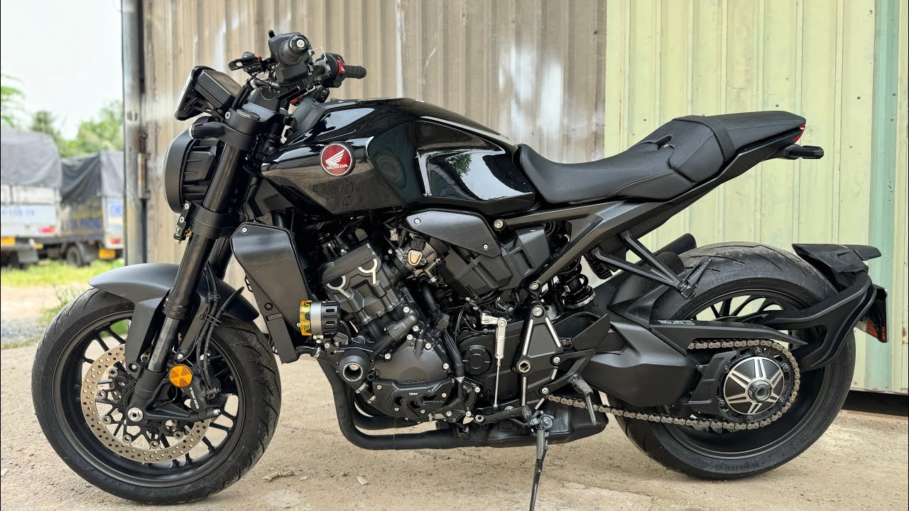 CB1000 neo Black edtion option căn bản