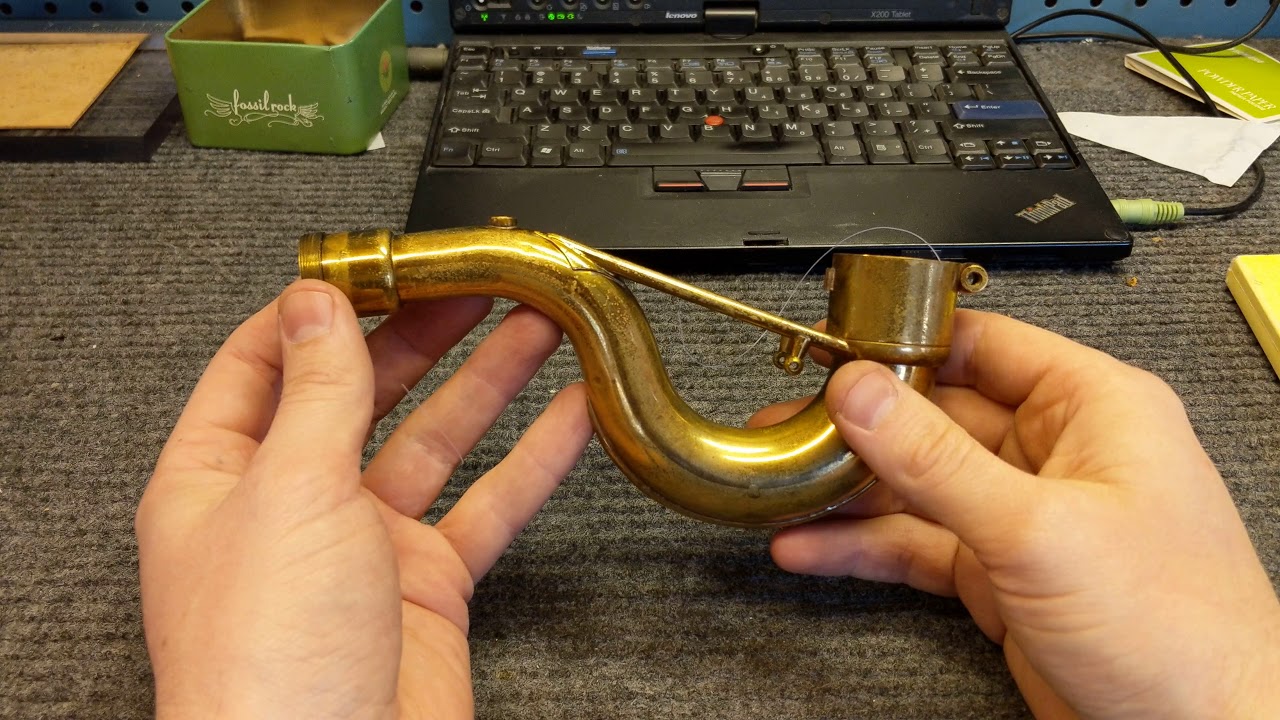 Repairman's WHAAAAT: Conn 10M Prototype Neck Magic