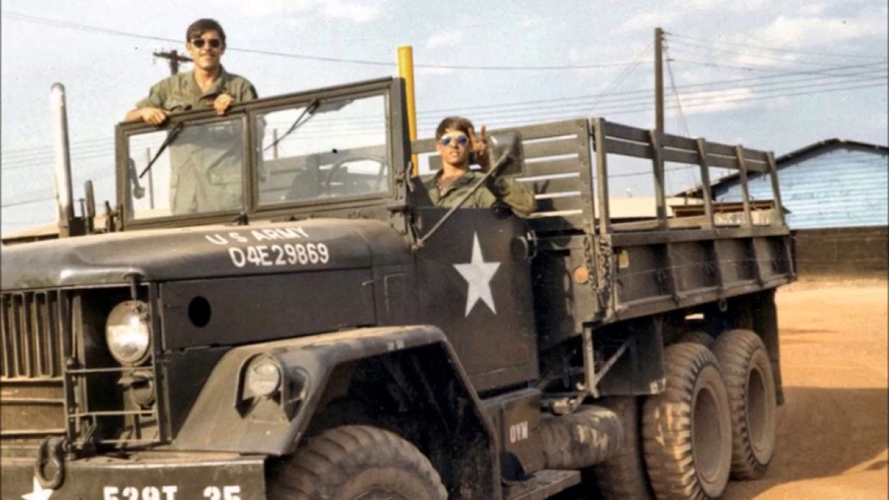 AM General M35A2 Deuce , Ex-Vietnam