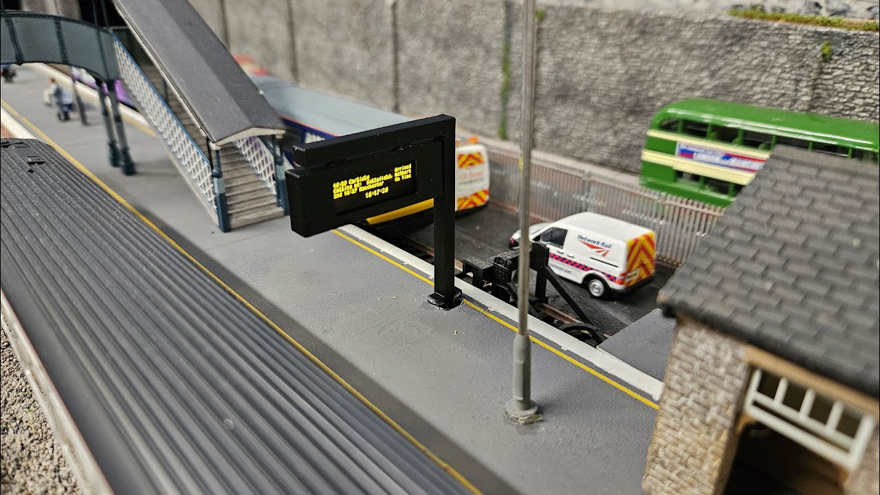 00 & 009 Gauge Loft Model Railway Part 29 - New Departure Board