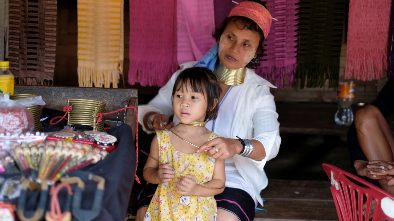Huay Pu Keng   Kayan Village