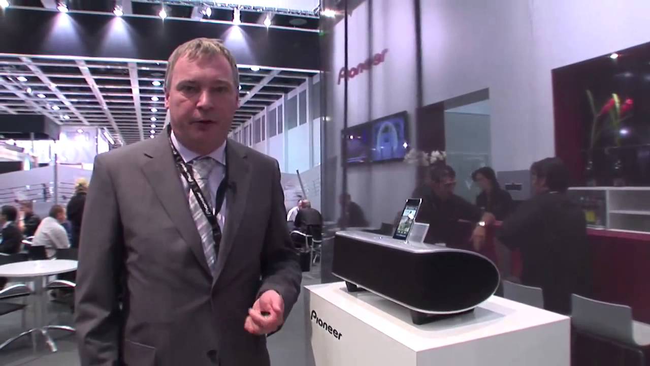 Pioneer XW-NAS5 iPod Dock (IFA 2009)