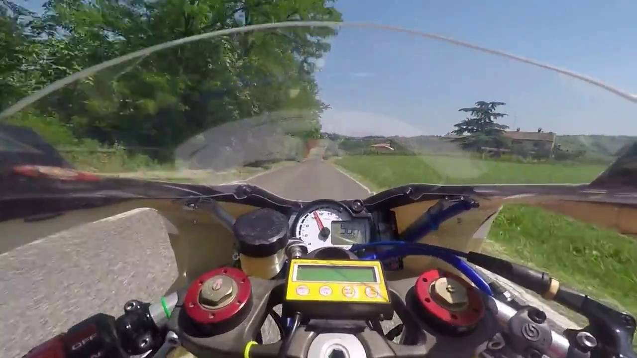 aprilia rs 125 wheelie and power test
