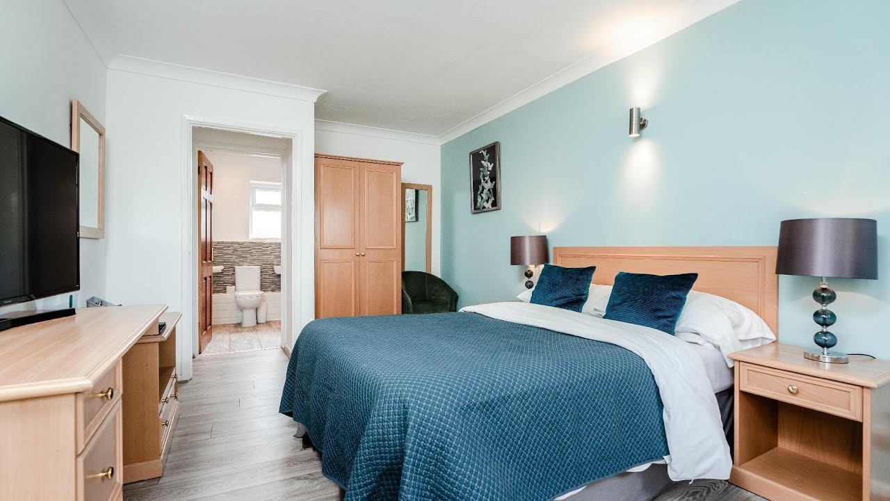 Pike & Eel Hotel and Marina, Huntingdon, United Kingdom | Travel Lover