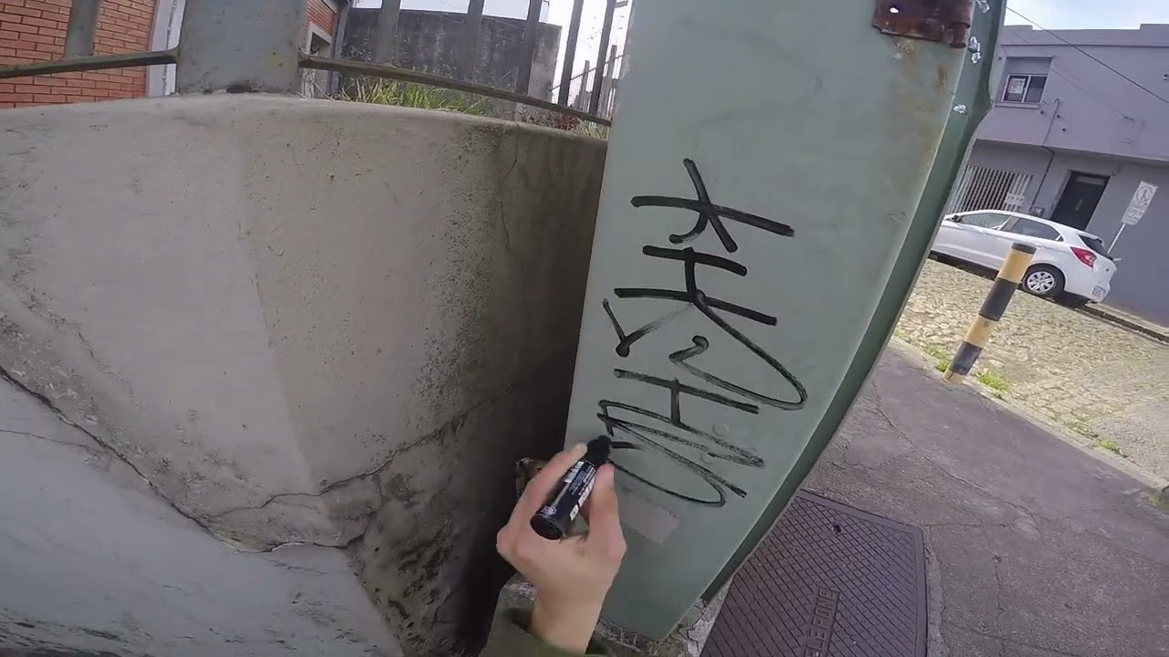 Fazendo TAG pela cidade - Graffiti