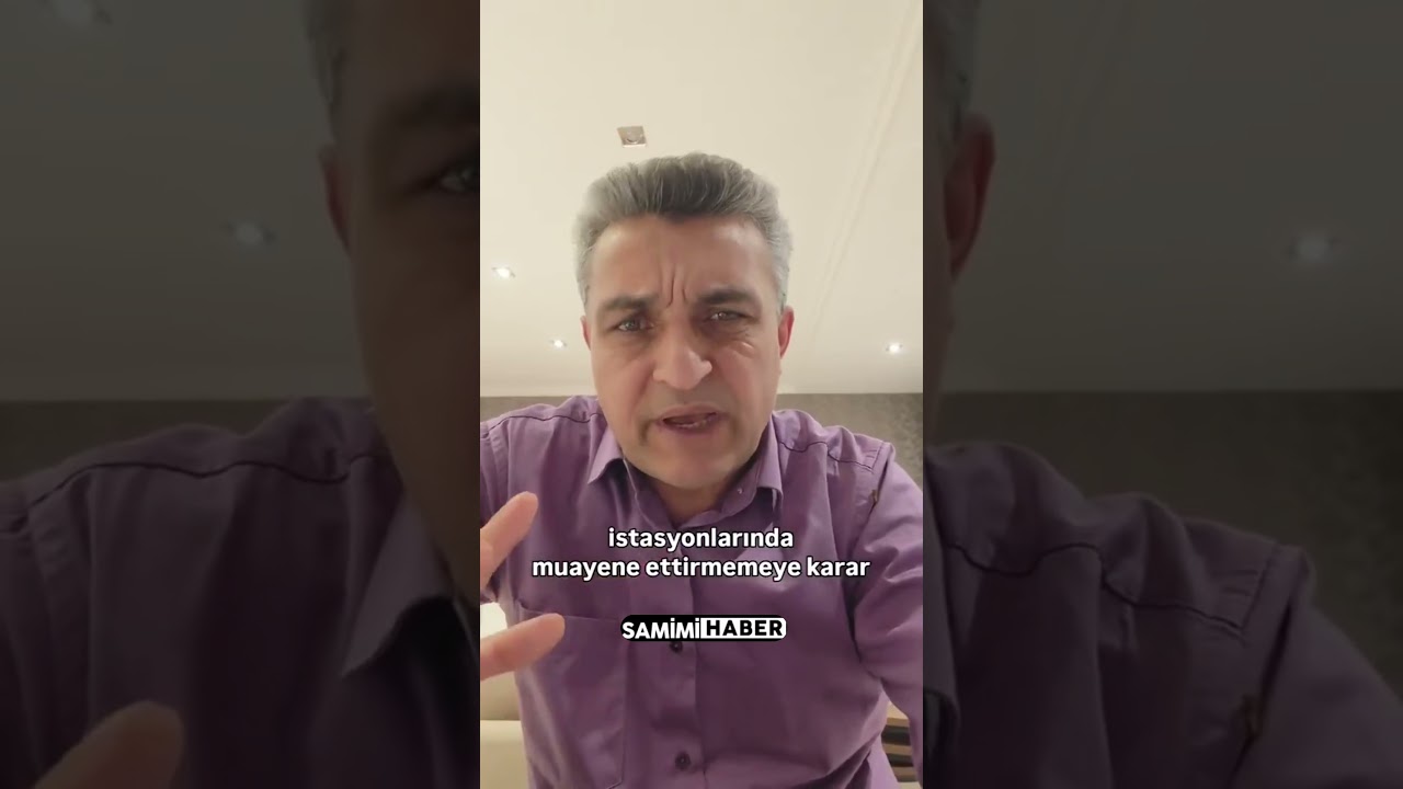 T&Uuml;VT&Uuml;RK istasyonunda yaşananlara tepki g&ouml;steren bir vatandaş.