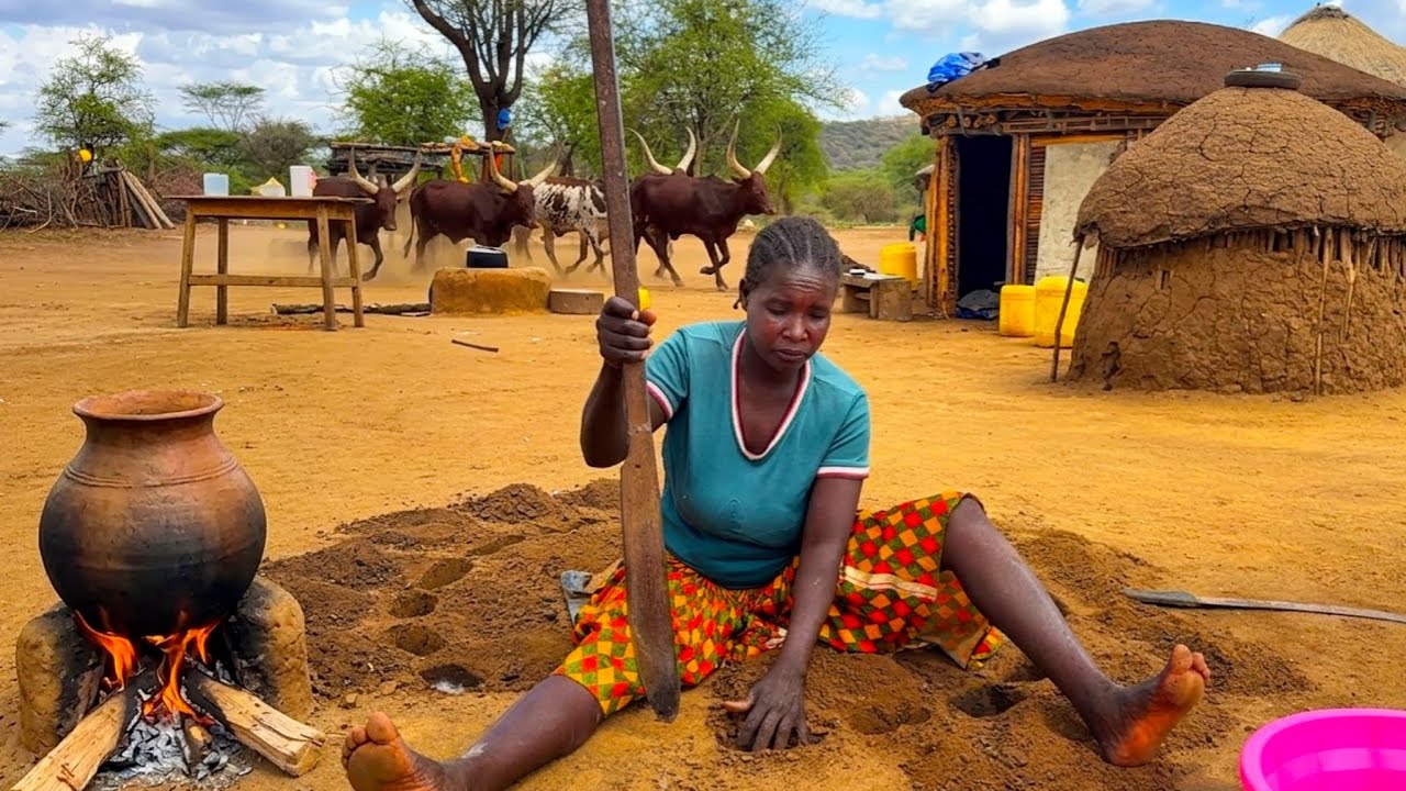 Heavy Rains Are Coming/Cooking South African Bread in Our African Traditional Village