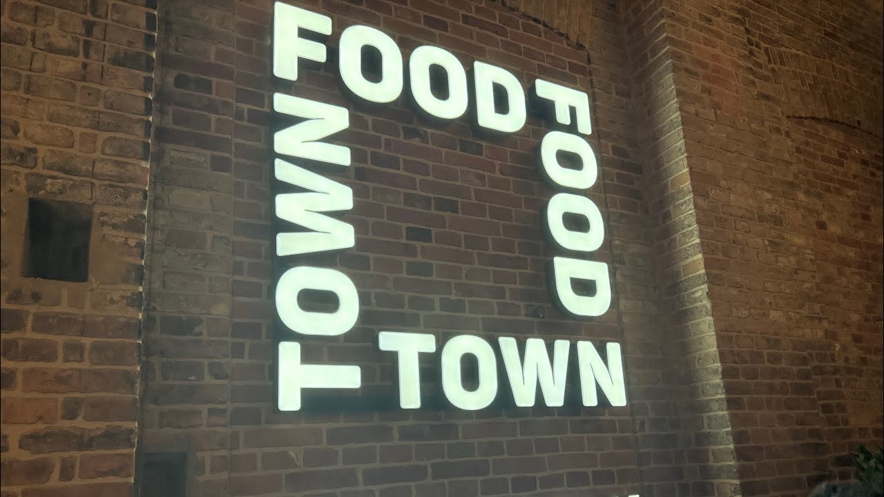 Food Town In Warsaw, Poland: The Best Food Hall In The World! #heavenonearth