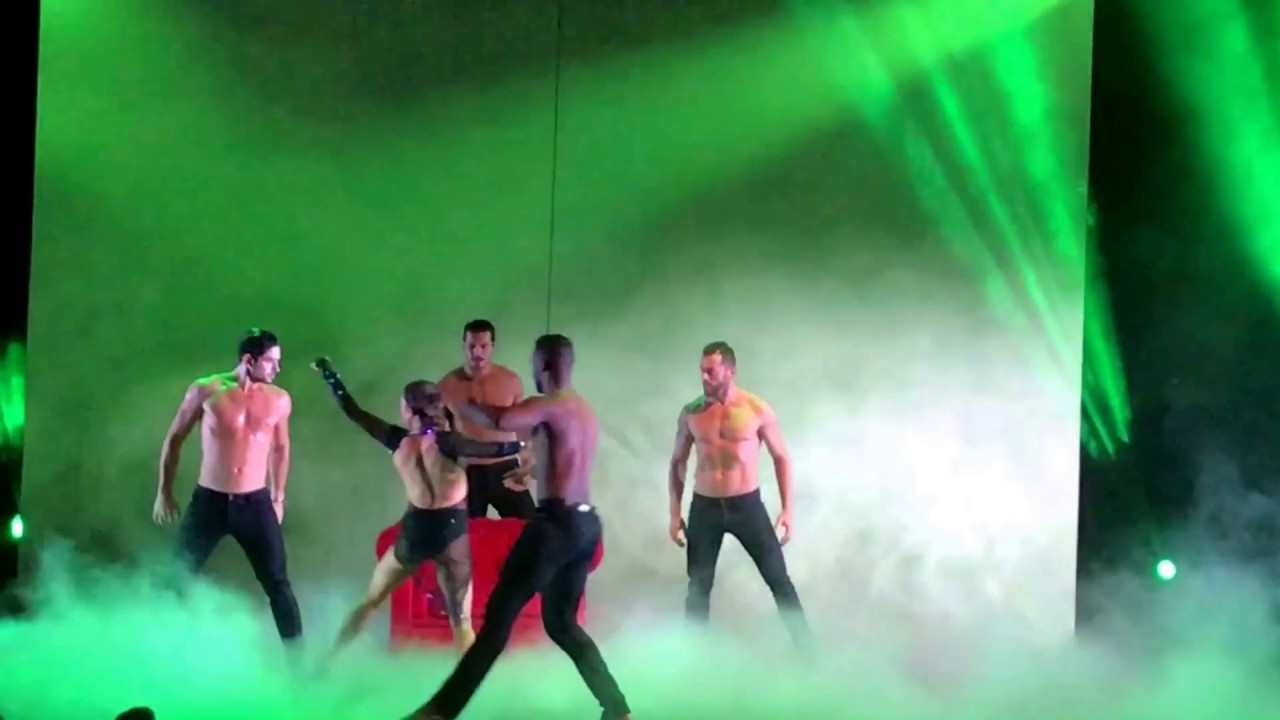 DWTS Live: Jenna Johnson Seduces Me