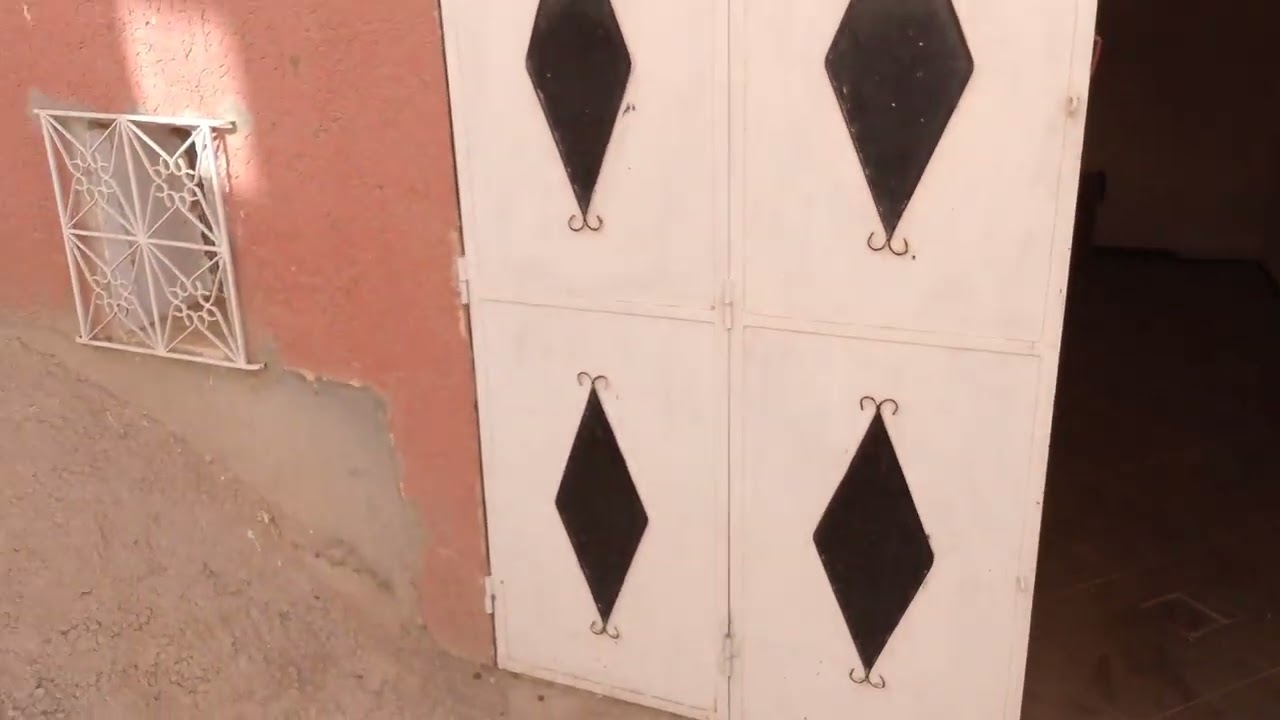 25/04/2024/كراج في حي الخبايز ملكيه عدليه هاتف 0666467992 المنزل  ثمن 6 د المليون