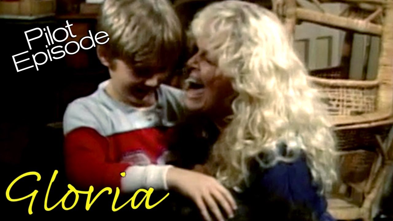 Gloria | The First Day | Season 1 Episode 1 Pilot Episode | The Norman Lear Effect