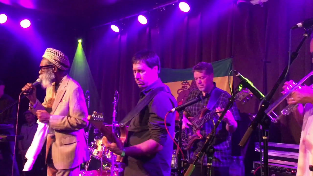 Mr. Sun (Live)HQ-Don Carlos