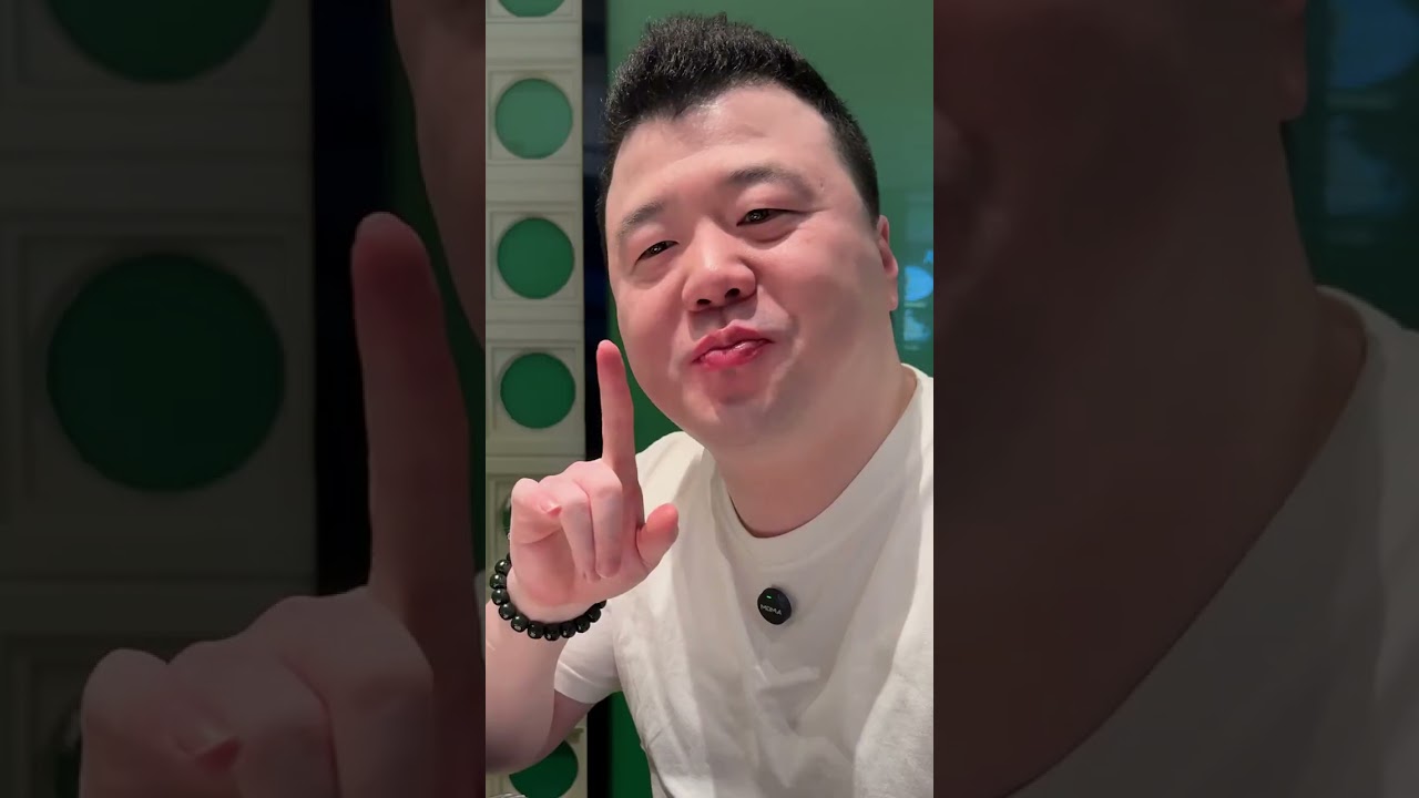 吃海鲜，到天津！ 不光海鲜，他们家这大锅贴儿真的有一套！到底多鲜多好吃？个中滋味您还得自己体会 #海鲜  #天津海鲜  #皮皮虾  #天津美食  #天津
