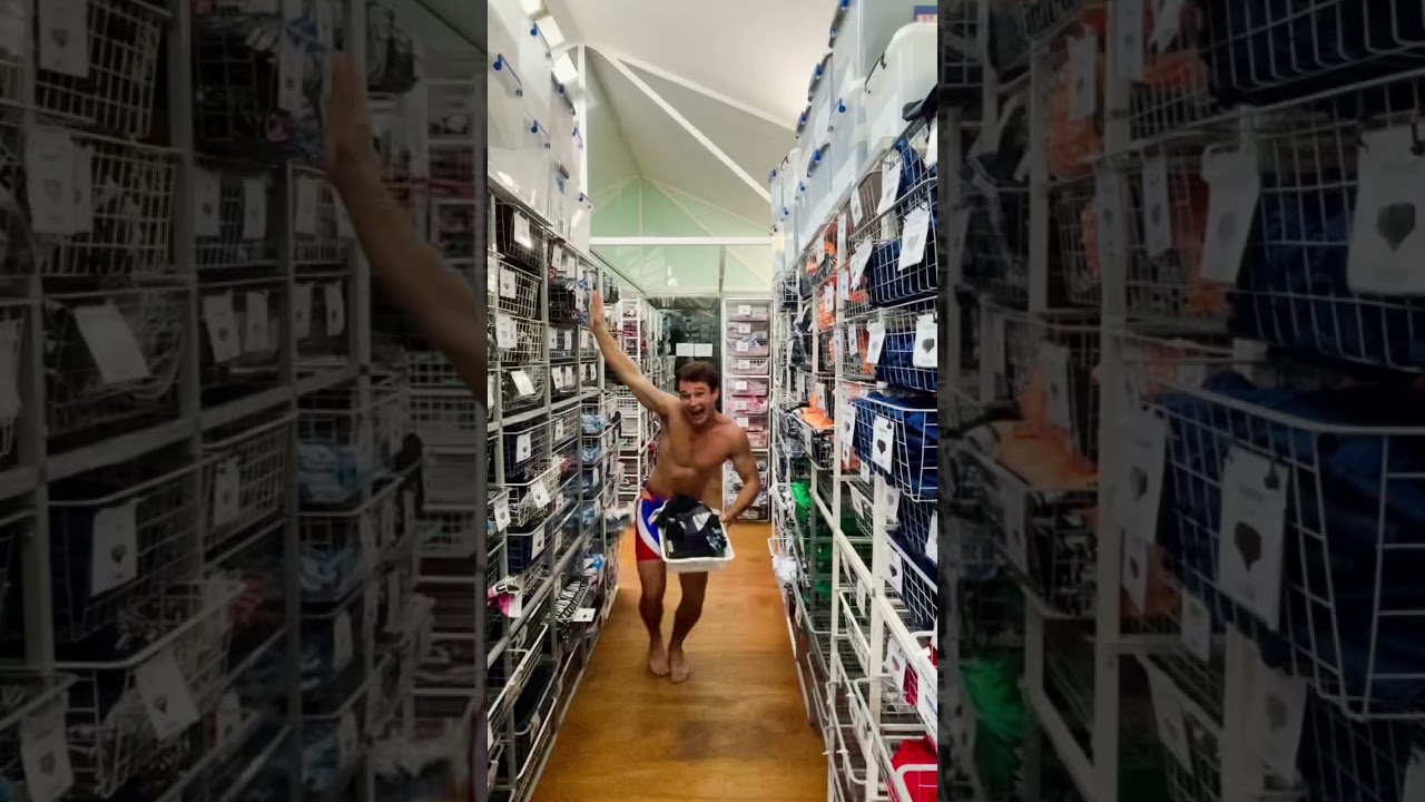aussieBum Flashback - Nick Packing and Dancing