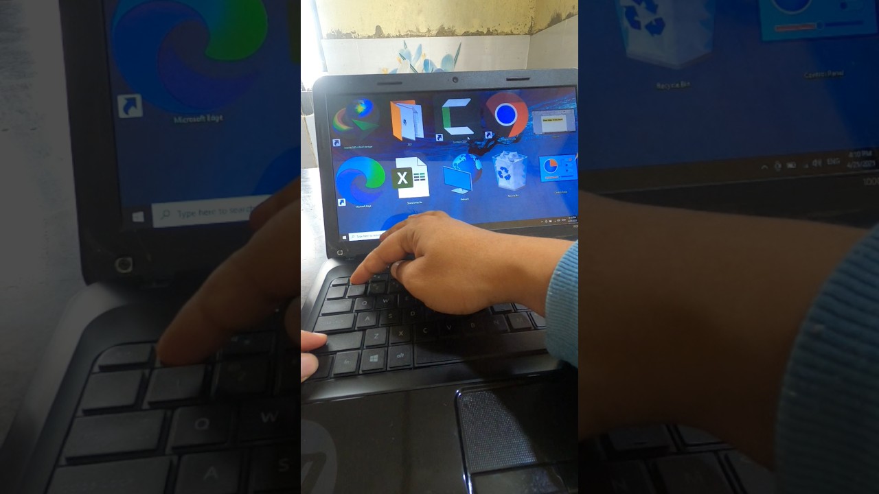 Change Icon Size In Desktop #windows #tipsandtricks #computer