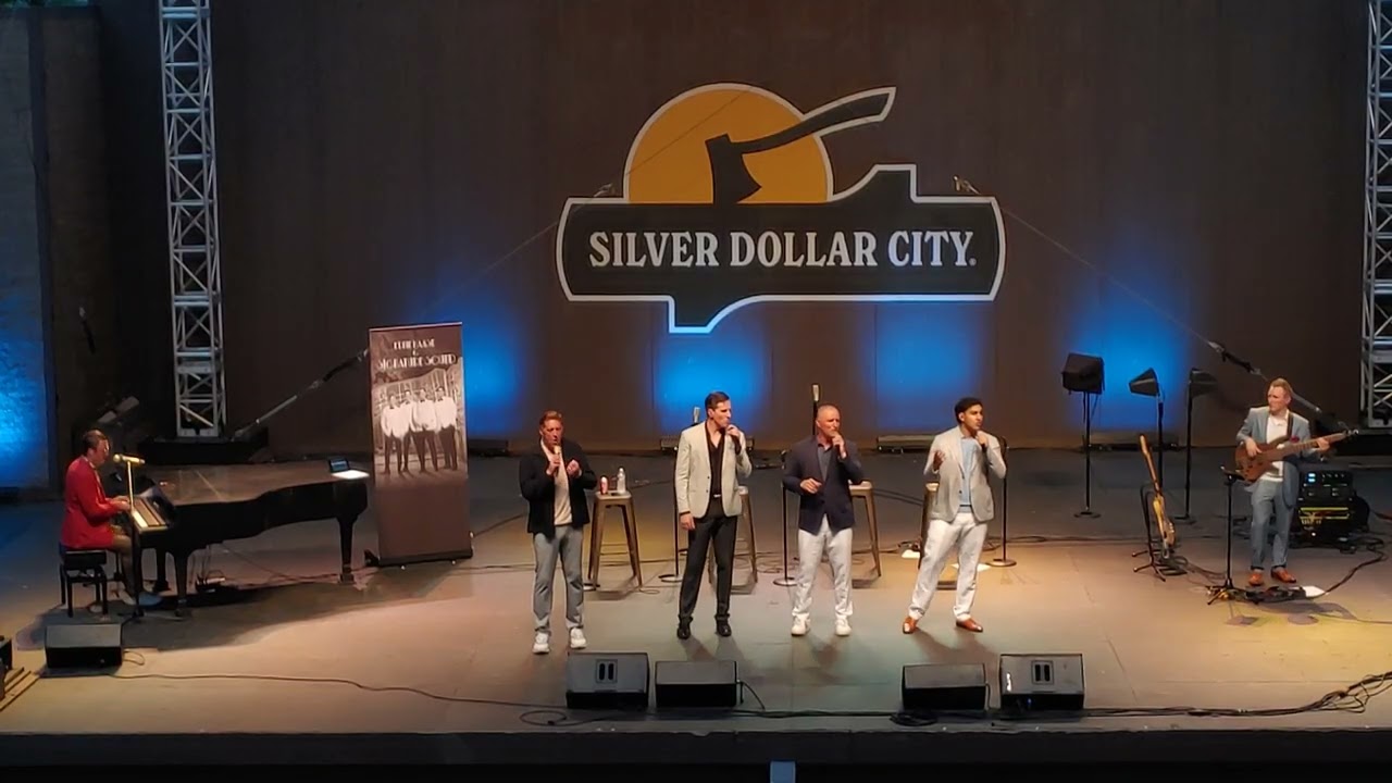 Ernie Haase & Signature Sound - Amazing Grace / Oh, What a Savior