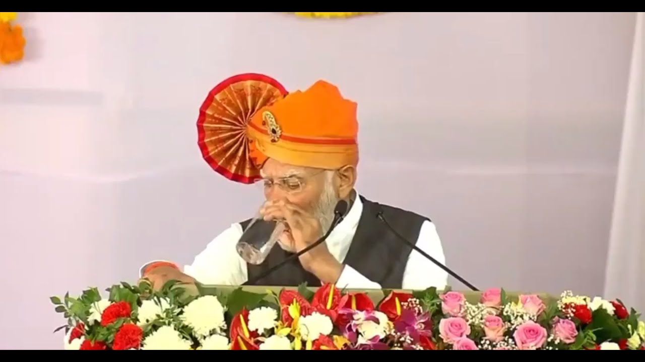 Watch: PM Modi Gets Emotional While Addressing An Event In Solapur | PM Modi Solapur Rally