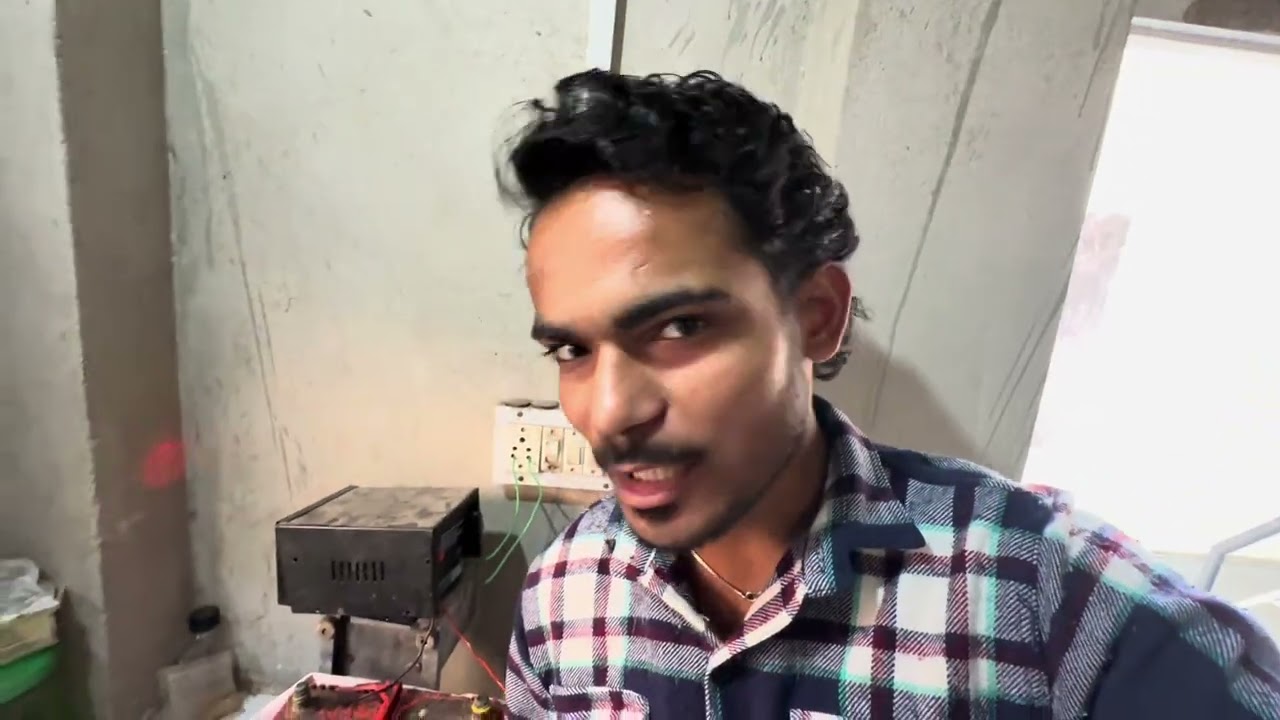 Bhai ko Maggi nhi di 🤣 .  Full mja 