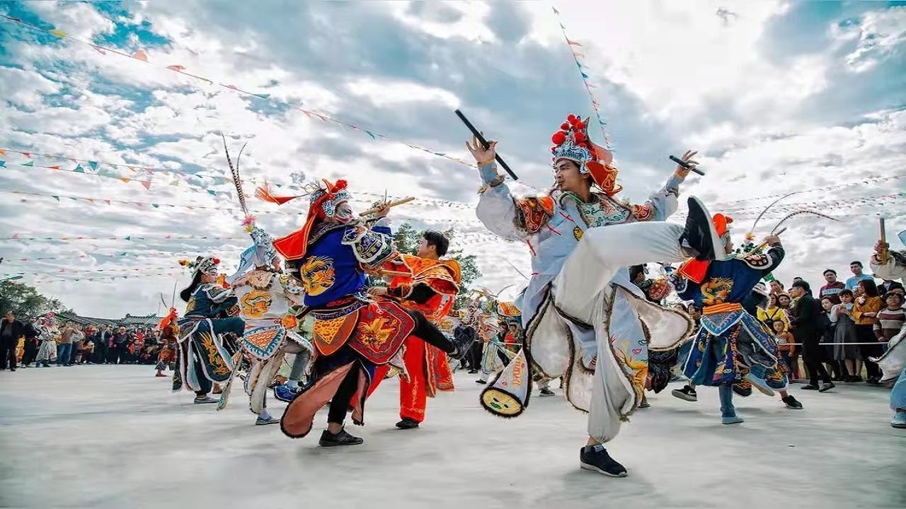 中國戰舞英歌舞：傳承400年，非物質文化遺產，霸氣側漏太燃了！