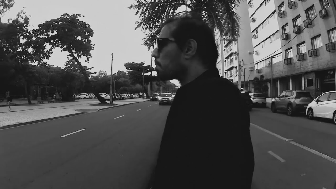 Júlio Ferraz - Autofagia (Videoclipe Oficial) - 2024