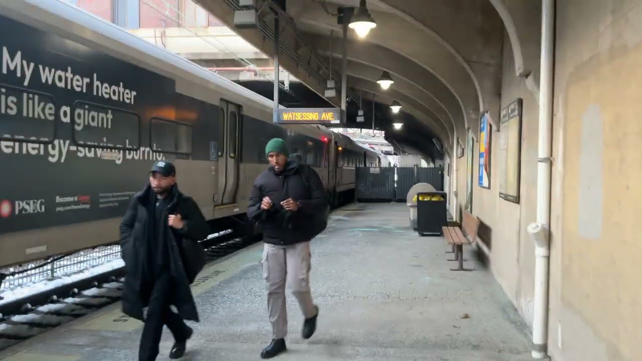 NJT 6072 trailing train to bay st station