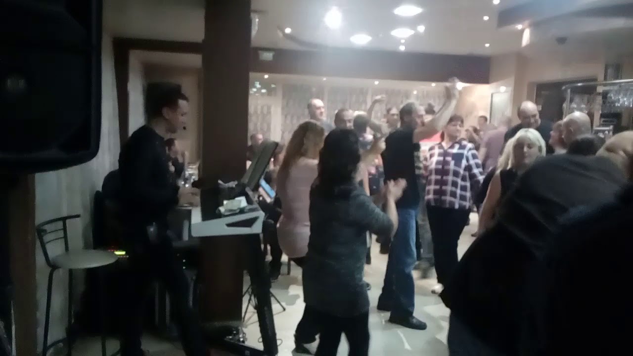 Южен Вятър  -Чуй Ме Ти 25 .11. 2017 в Yubim