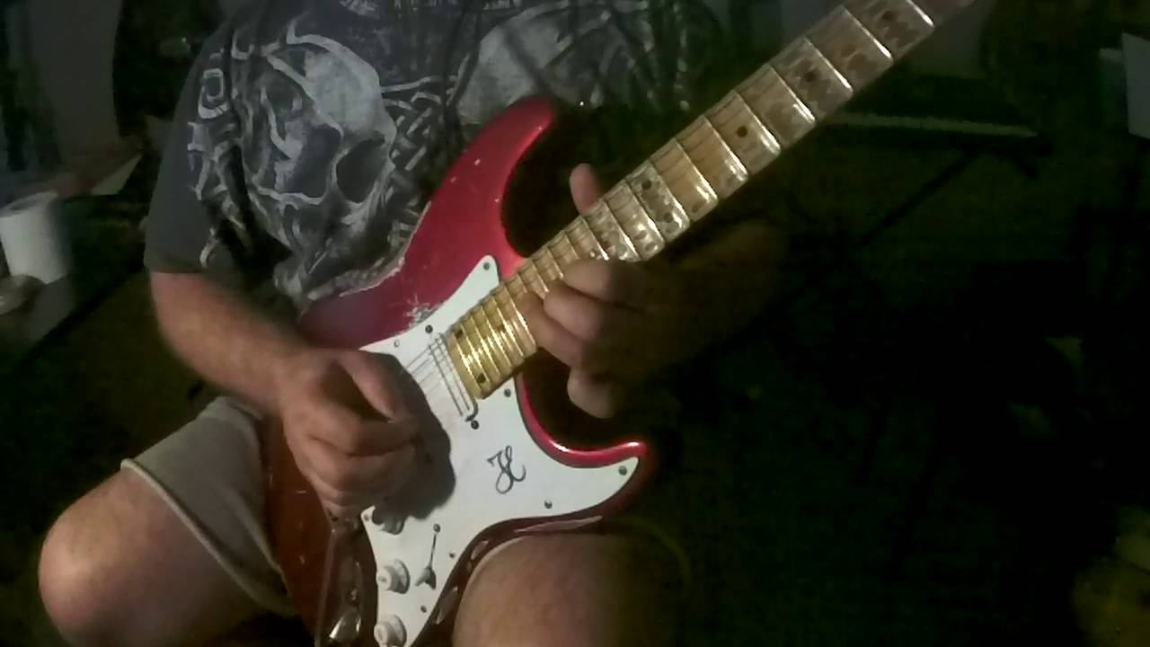 Jamimg to Backing Track - Rock Pop - E major by Guitars Playbacks