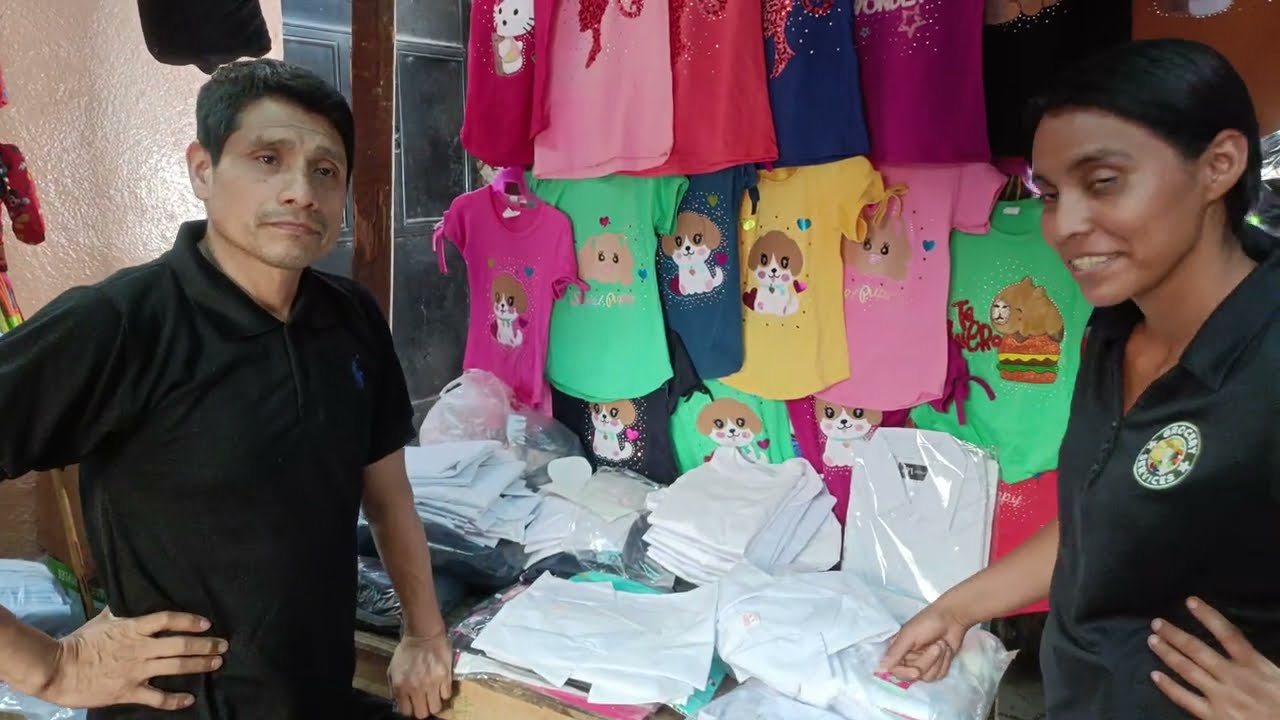 GRAN CANTIDAD DE CAMISAS COMPRAMOS PARA LOS NIÑOS,MIRA QUE HACE CRUZ