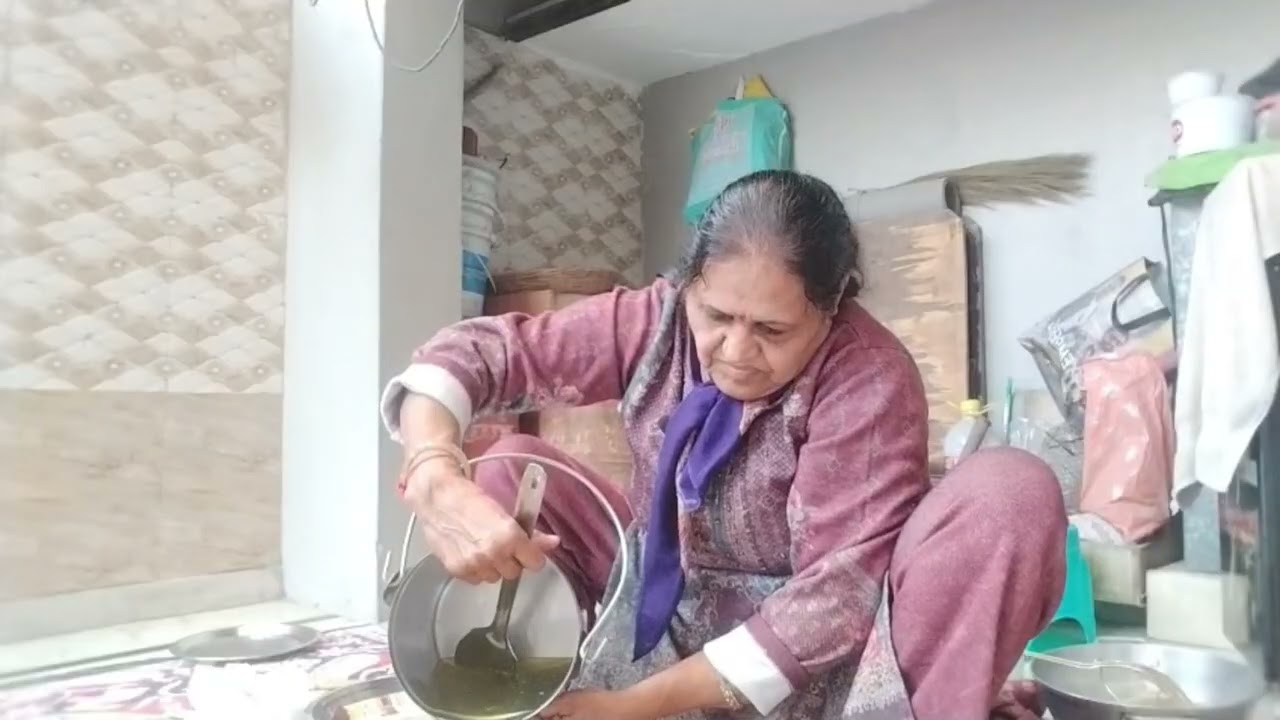 गौंद के लड्डू Recipe | Ghar pe gaund ke laddu kaise banayein | om namah shivay 