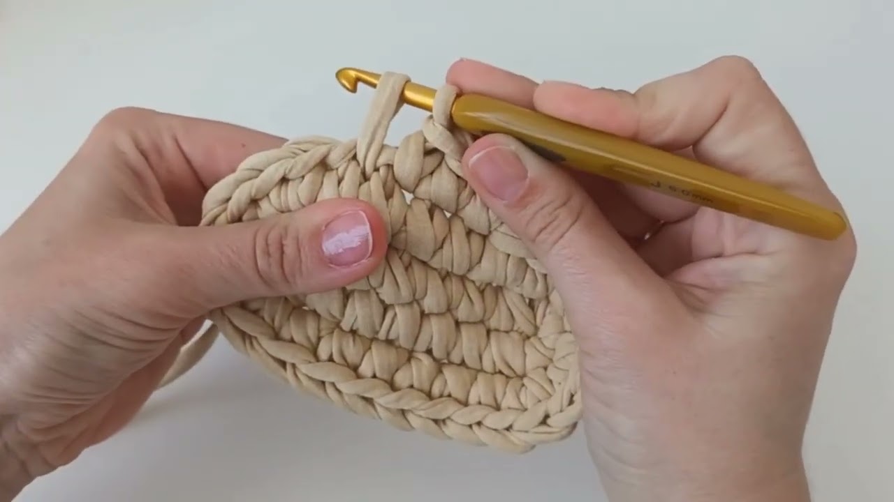 Сумочка из трикотажной пряжи крючком🧶❤️👌