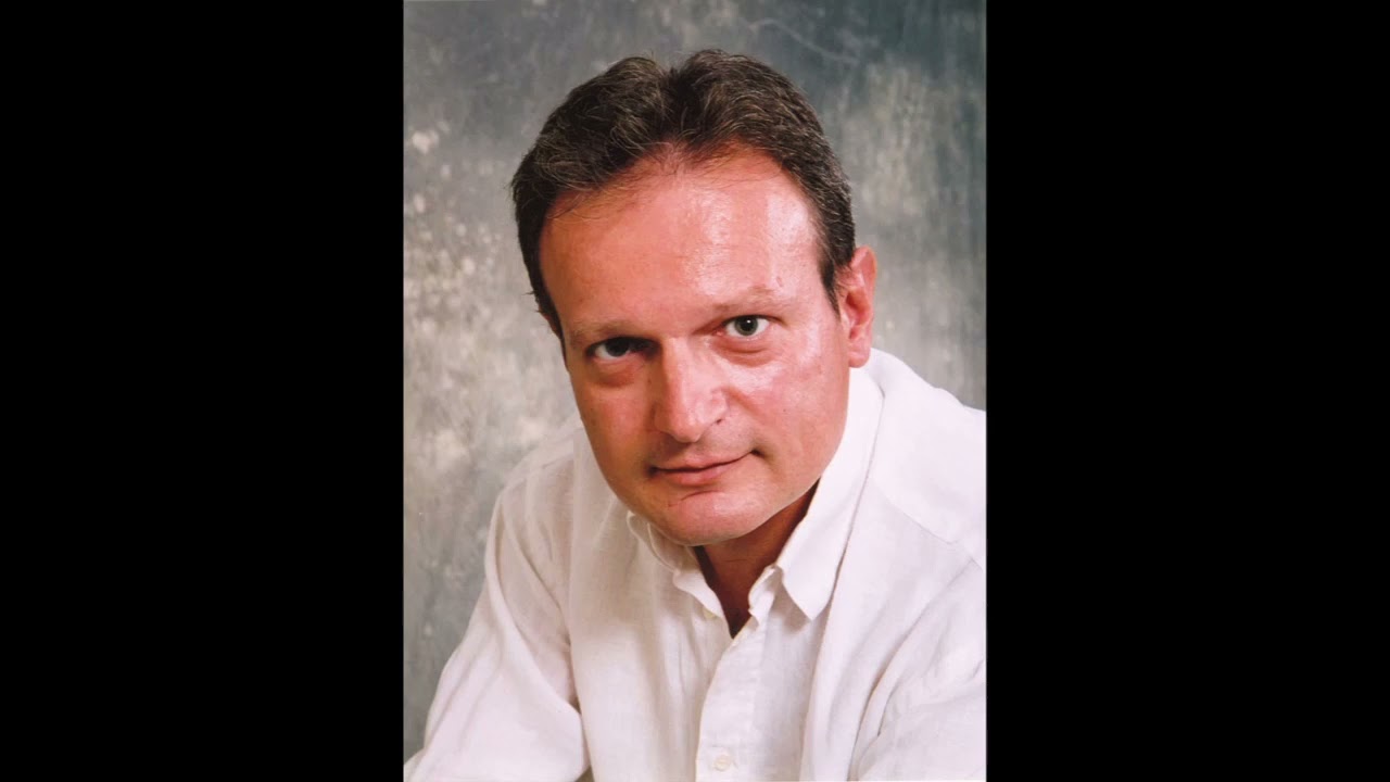 Κώστας Νικολάου 
