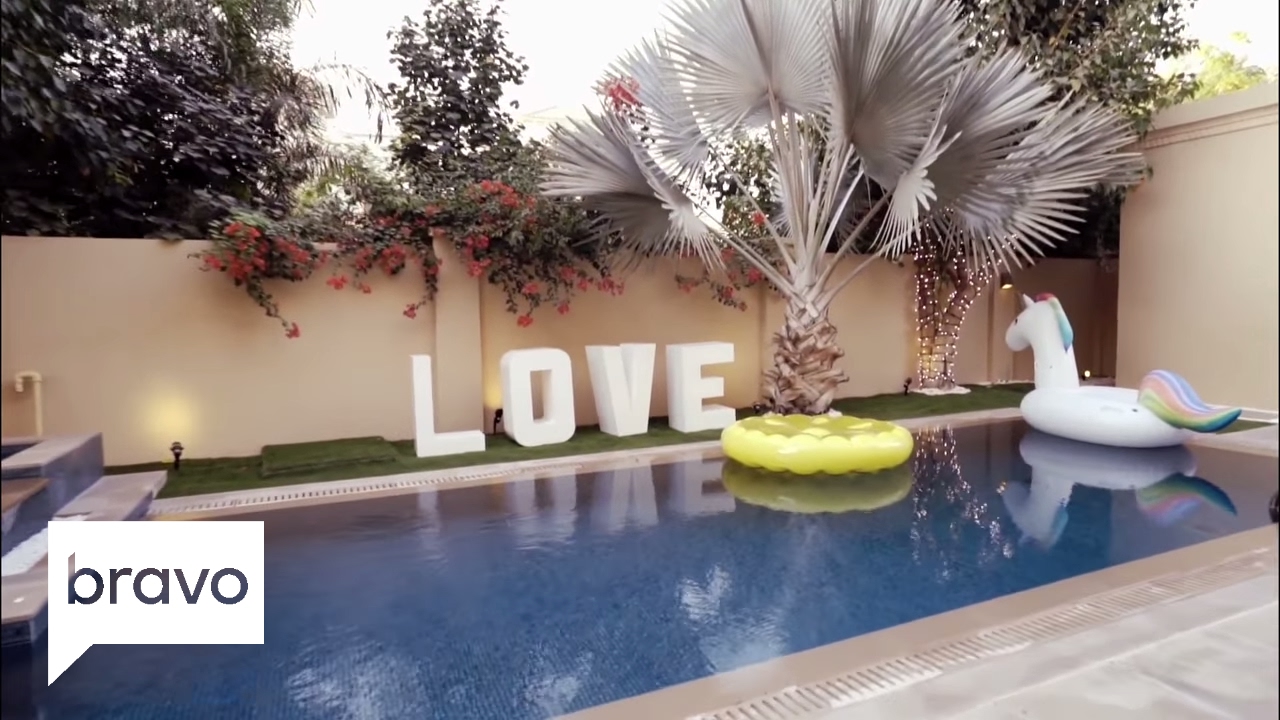 Ladies of London: Tour Caroline Stanbury's Dubai Home (Season 3) | Bravo