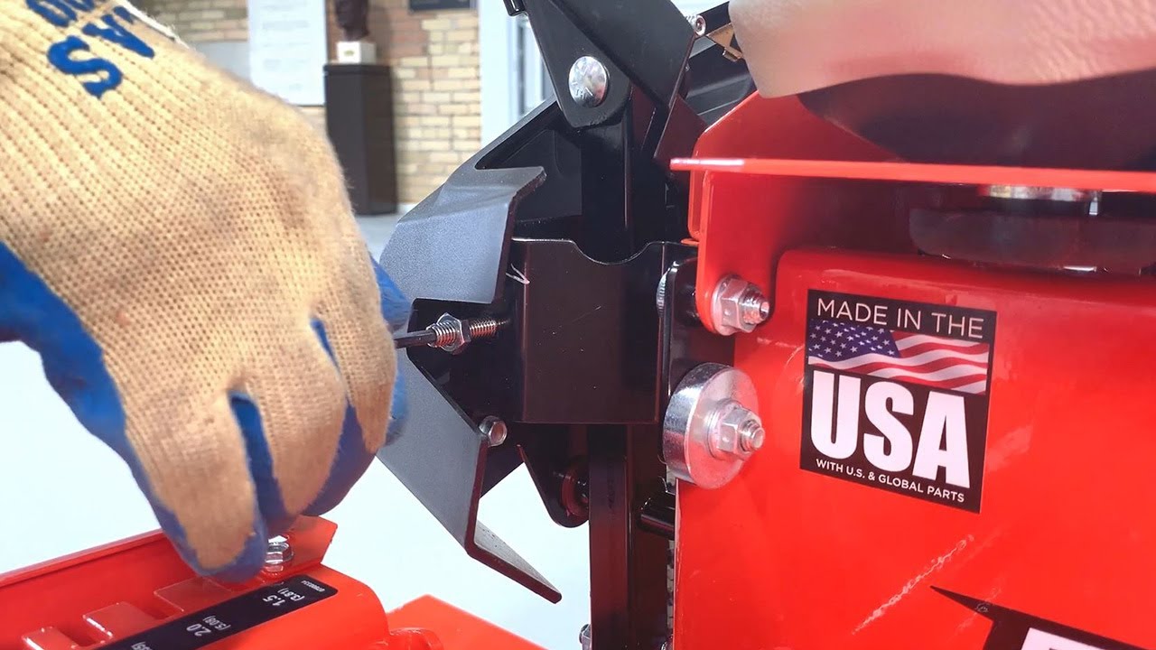 How to Make an Ariens® EDGE Zero Turn Mower Drive Straight | Ariens