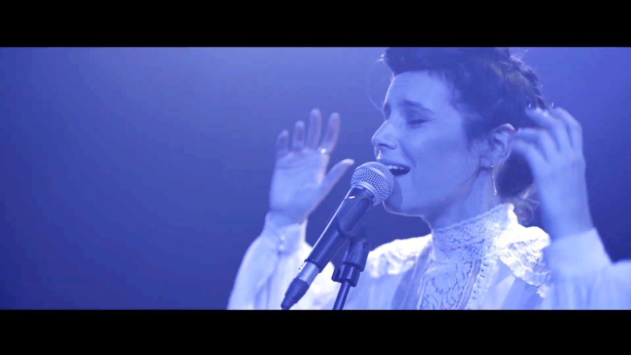איה כורם - דמוקרטיה
