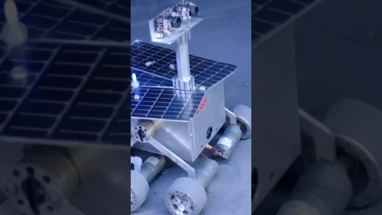 🚀🧑&zwj;🚀 Flying Through The Air #rakety #rocket #rockets #spaceship #space #vesmir #vesm&iacute;r