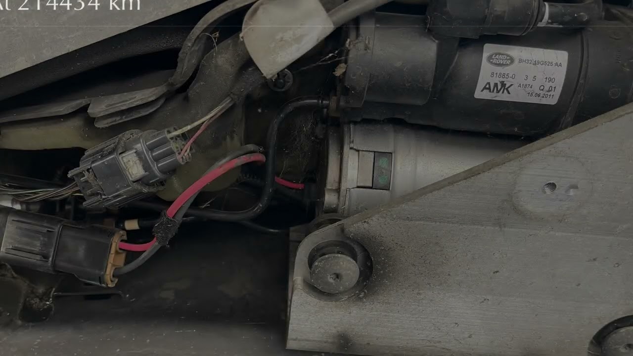 Land Rover LR4 suspension fault fix