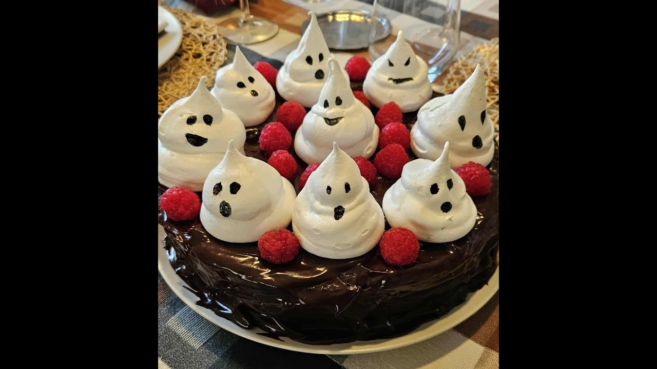 Fantasmitas de merengue/ Fantasmini per Halloween