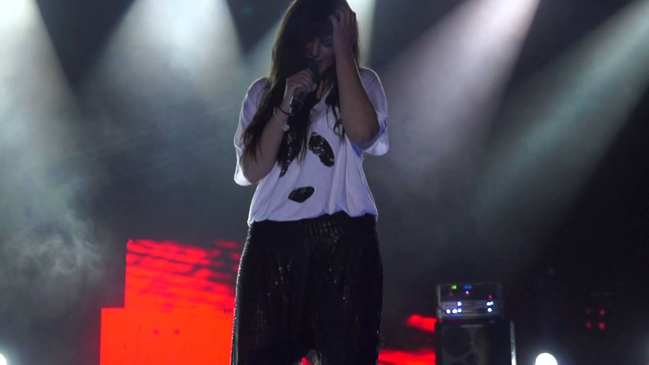 Ewa Farna - Rutyna & Śmiej się | Skierniewice 21.09.2014