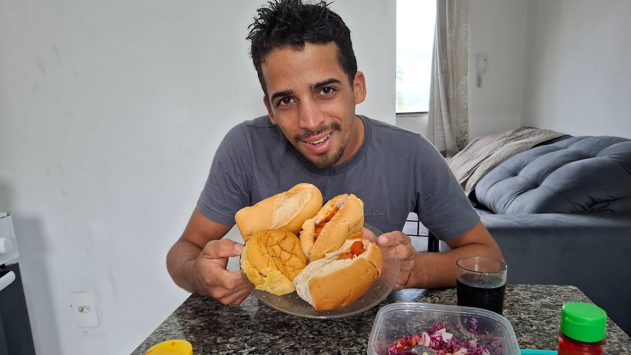 NÃO TIVE TEMPO PRA FAZER ALMOÇO,  ENTÃO FIZ CACHORRO QUENTE 🌭