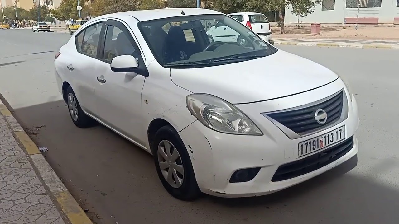 نيسان 2013