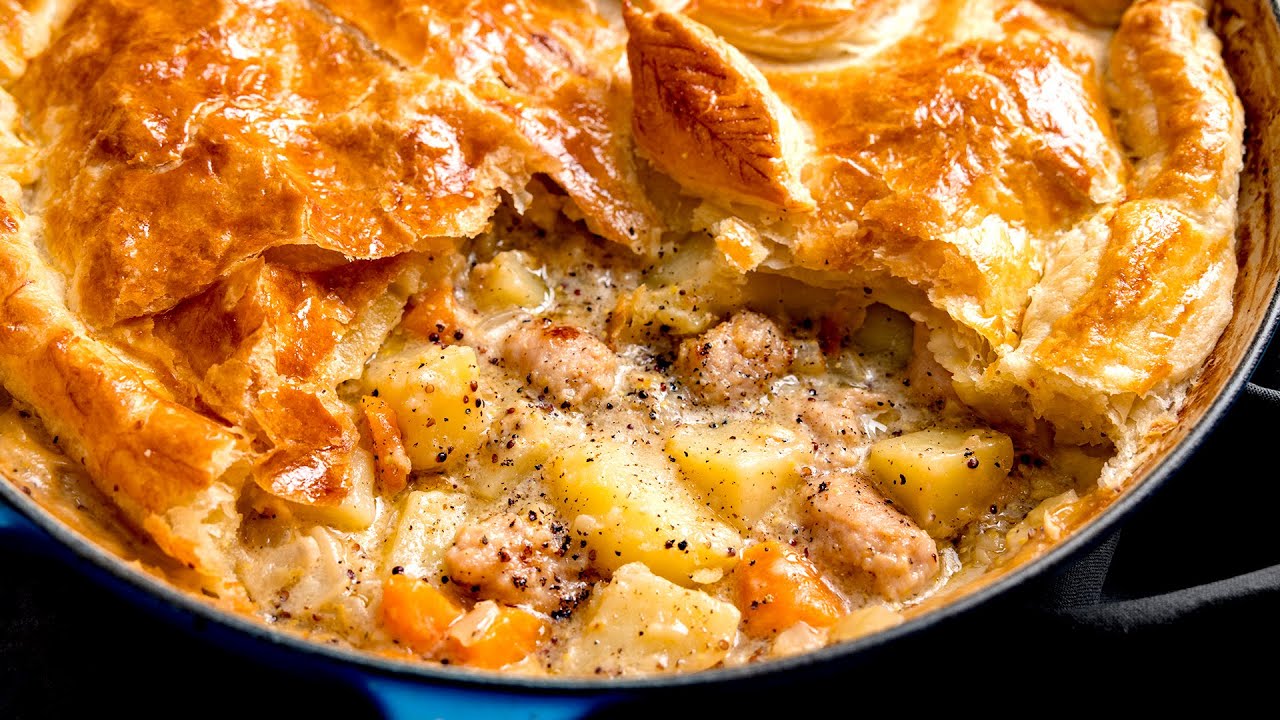 This Easy Sausage Pie makes a PERFECT dinner for the whole family!