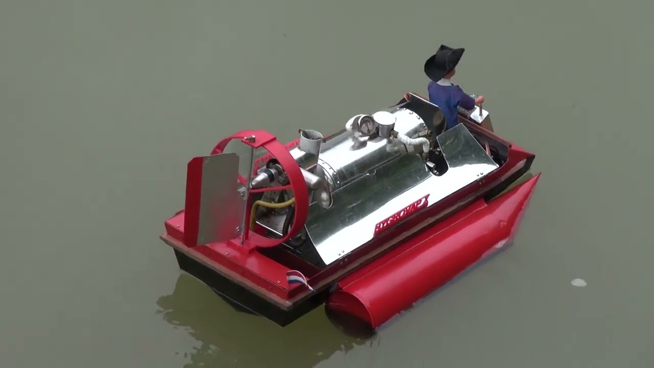 L'hygrovap X de Ghislain navigue réellement - Atlantica Steam 2022 RC boat