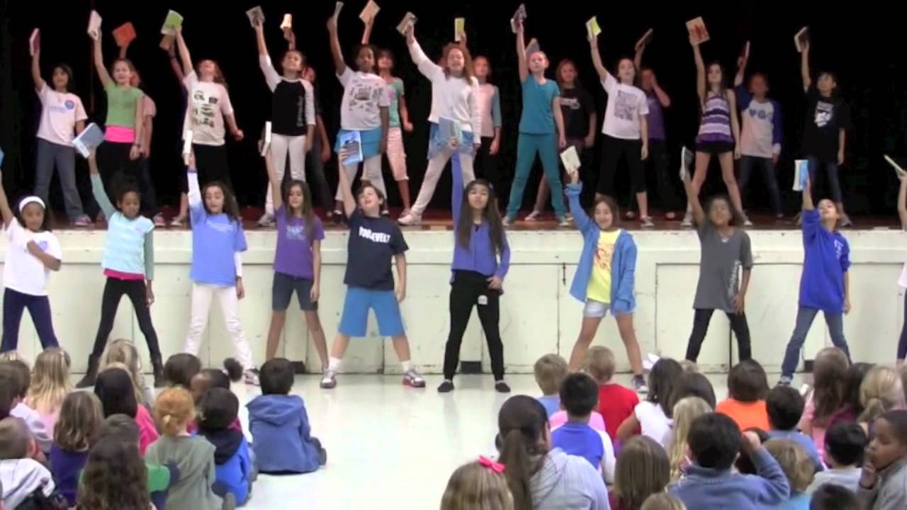 Readathon 2012: Dance Captains Perform "Bright Book Light"
