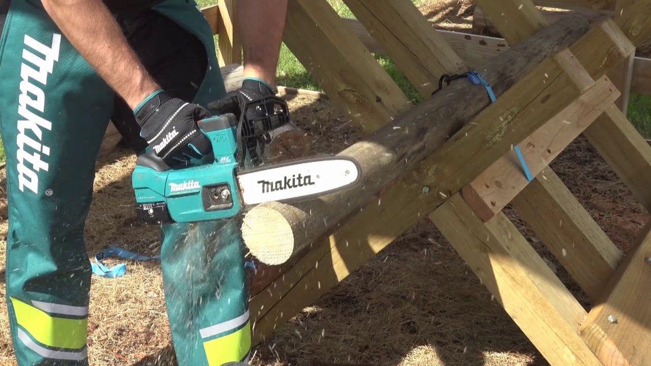 Makita 18V Brushless Chainsaw 250mm (10&rdquo;) (DUC254) - Runtime Test