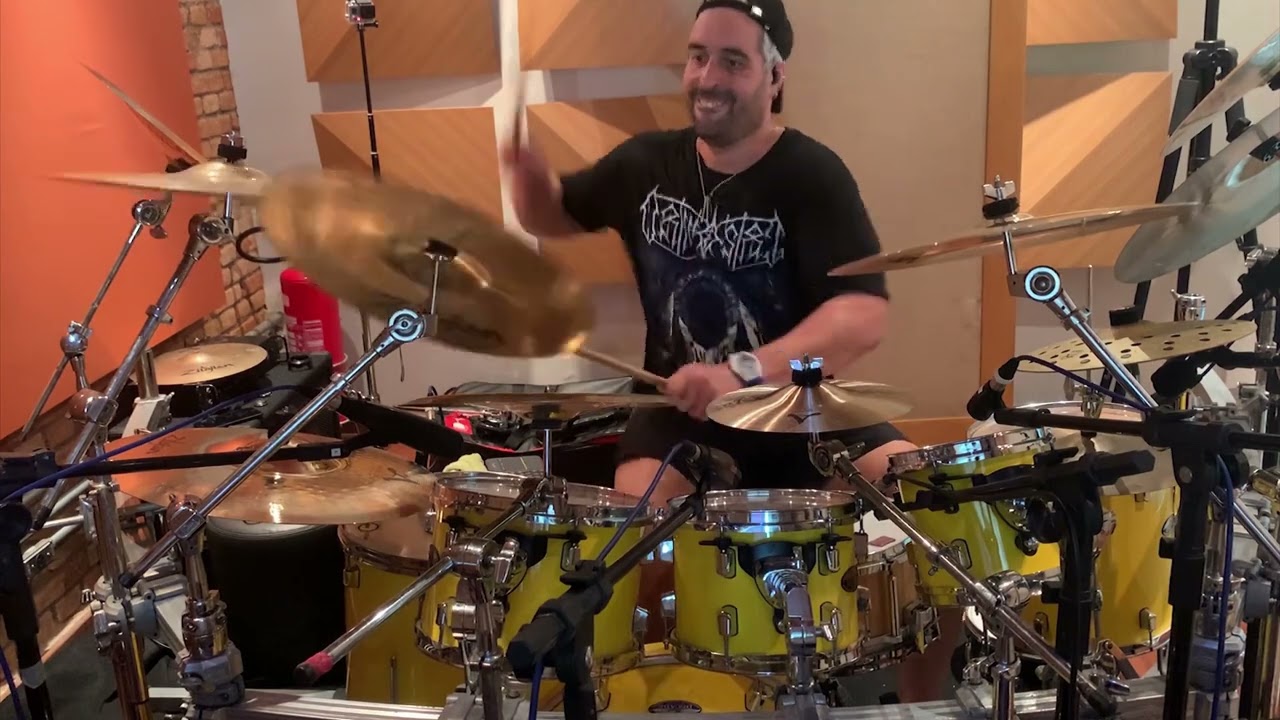 Drums with lead guitar by Thiago Nogueira - Benjamim Saga - Medo e Terror pt  2 @thiagodrums