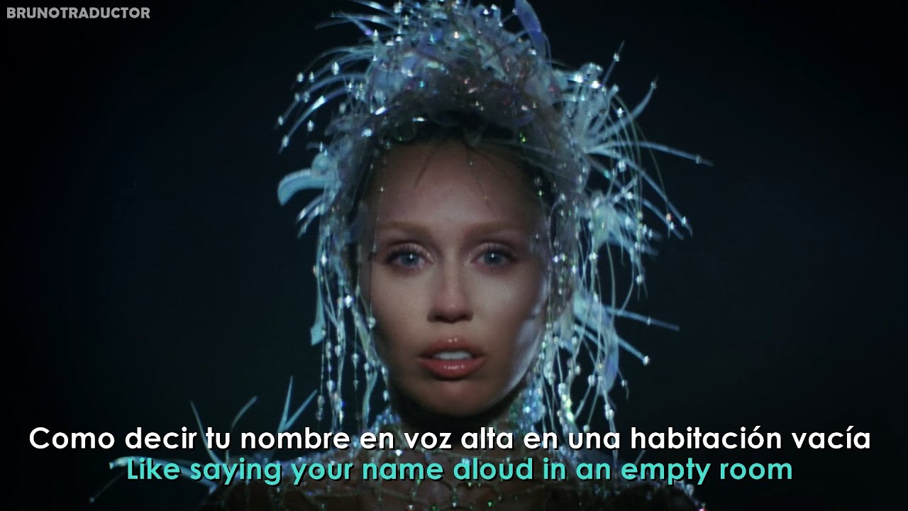 Miley Cyrus - Prelude // Lyrics + Espa&ntilde;ol // Video Oficial