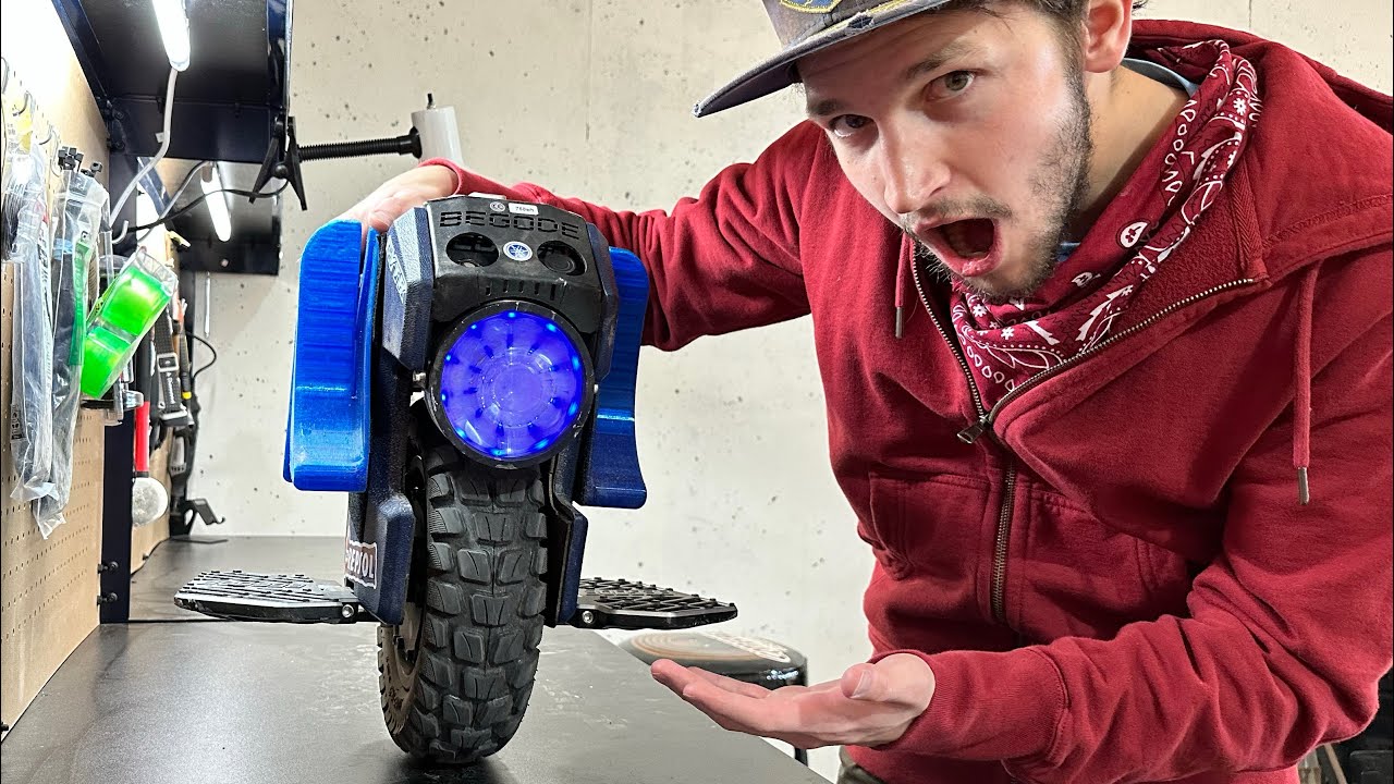 INSANE MINI ELECTRIC UNICYCLE: Mten 4 (Table Top Review)